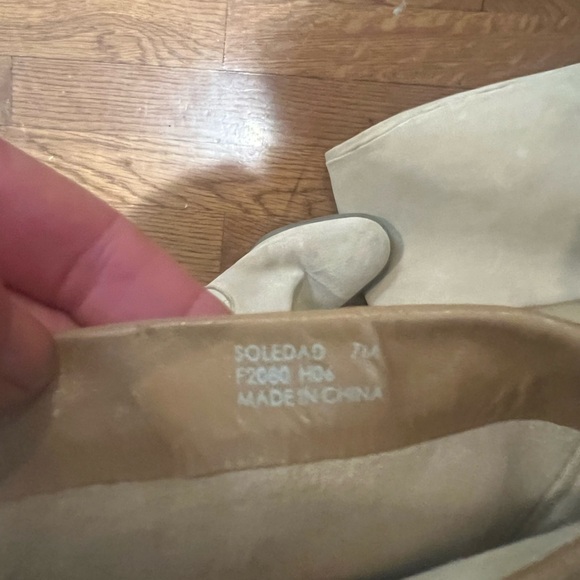 Calvin Klein Solidad suede boots. Cream color 7 medium. NWOT. - Picture 5 of 10